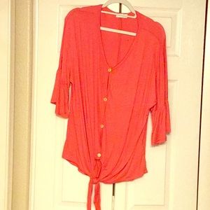 Beautiful ruffle button sleeve top